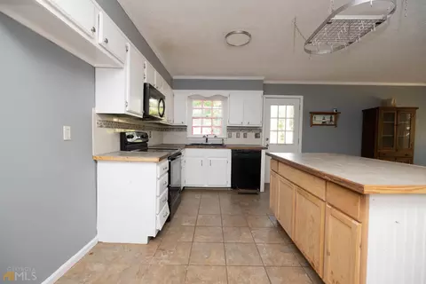 198 E Potts Rd, Lagrange, GA 30240 photo 16