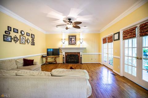 1041 Riverside Dr, Lagrange, GA 30240 photo 10