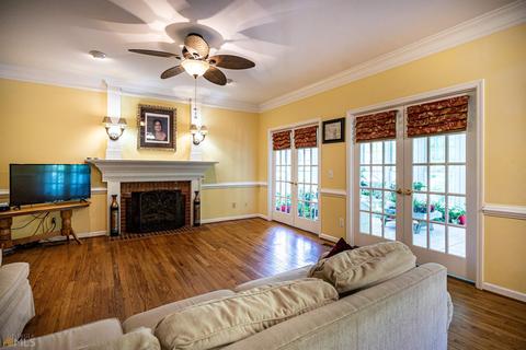 1041 Riverside Dr, Lagrange, GA 30240 photo 12