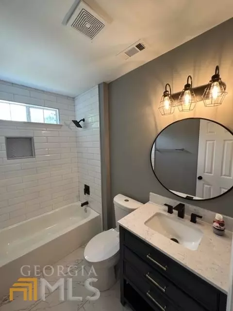 7124 Babbling Brook Dr, Jonesboro, GA 30236 photo 13