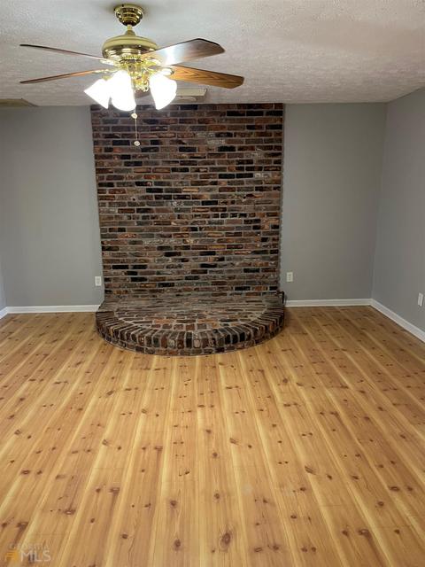 263 Parker Dr, Mcdonough, GA 30253 photo 4