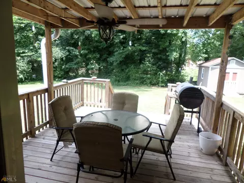 2425 Thrasher Rd, Buford, GA 30518 photo 12