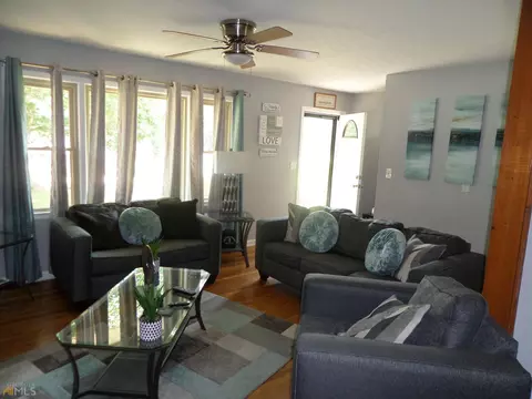 2425 Thrasher Rd, Buford, GA 30518 photo 2