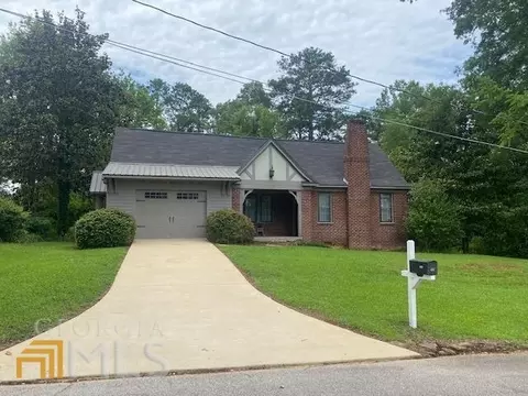 500 E 4th St, West Point, GA 31833 photo 3