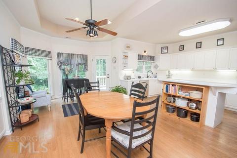 450 Pendleton Trl, Tyrone, GA 30290 photo 11