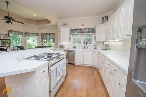450 Pendleton Trl, Tyrone, GA 30290 photo 8
