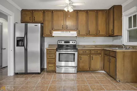 180 Elder St, Fairburn, GA 30213 photo 4