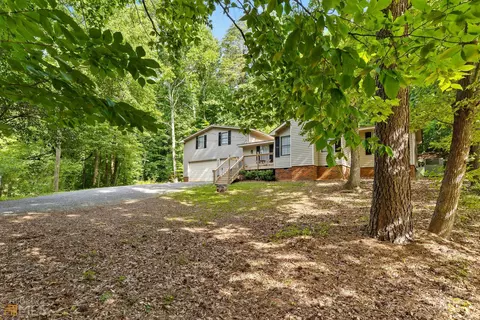 154 Hackberry, Dalton, GA 30720 photo 3