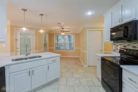 155 Coldwater Dr, Covington, GA 30016 photo 8