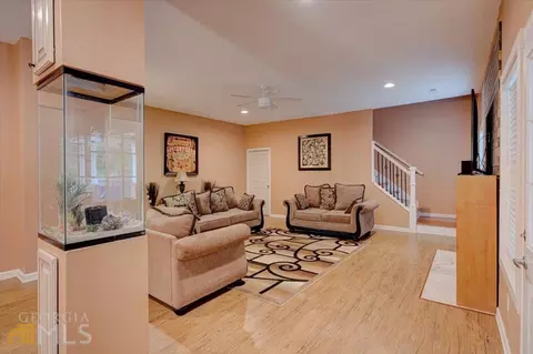 512 Vaughan Dr, Hampton, GA 30228 photo 9
