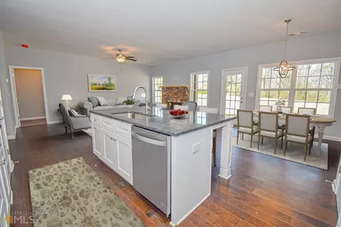 320 May Ln, Carnesville, GA 30521 photo 6