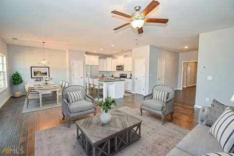320 May Ln, Carnesville, GA 30521 photo 3
