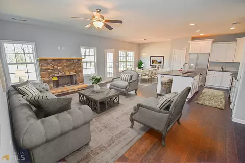 320 May Ln, Carnesville, GA 30521 photo 4