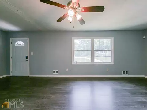 2124 Baden Ct, Morrow, GA 30260 photo 14