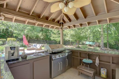 165 Ashmere Ct, Tyrone, GA 30290 photo 11