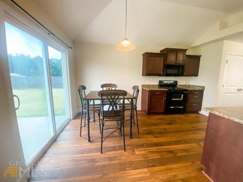 612 Hampstead Ave, Statesboro, GA 30458 photo 3