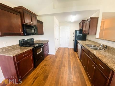 612 Hampstead Ave, Statesboro, GA 30458 photo 5