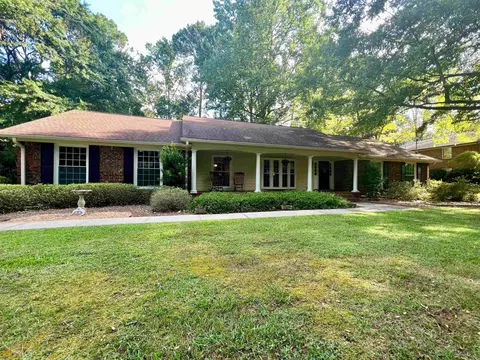 800 Camellia Dr, Lagrange, GA 30240 photo 1
