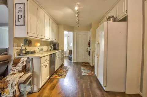 295 Alcovy Cir, Covington, GA 30014 photo 9
