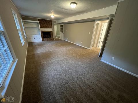 815 Mason Dr, Covington, GA 30014 photo 2