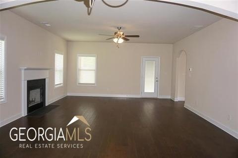 302 Christopher Luke Cir, Perry, GA 31069 photo 10