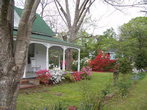 239 N King Ave, Pine Mountain, GA 31822 photo 3
