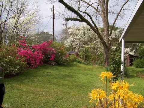 239 N King Ave, Pine Mountain, GA 31822 photo 2