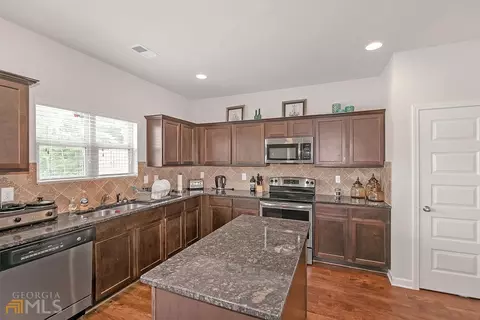12033 Jojo Ct, Hampton, GA 30228 photo 9