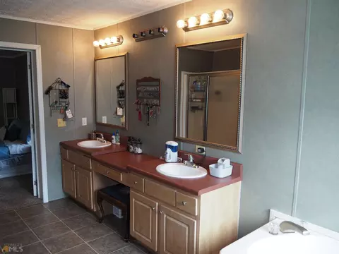 320 Cooley Rd, Lagrange, GA 30241 photo 12