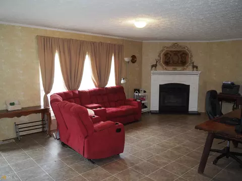 320 Cooley Rd, Lagrange, GA 30241 photo 6