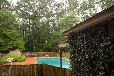 149 Riverview Dr, Lagrange, GA 30240 photo 8