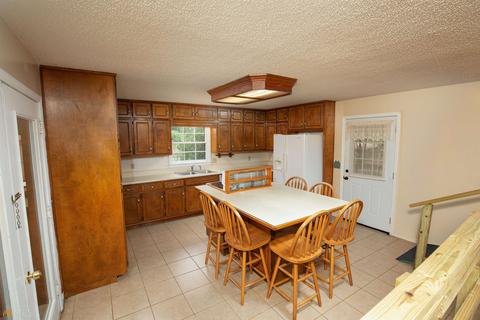 149 Riverview Dr, Lagrange, GA 30240 photo 14