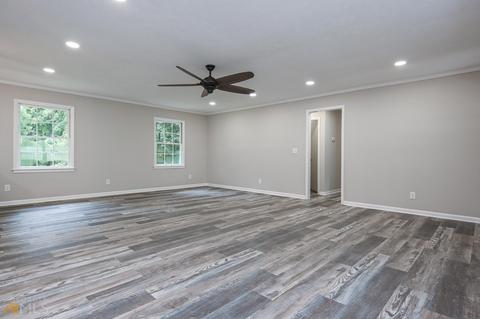 5234 Pinecrest Dr, Covington, GA 30014 photo 5