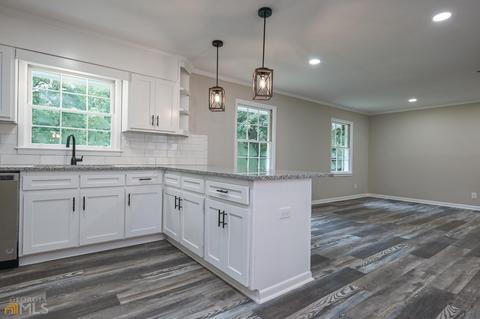 5234 Pinecrest Dr, Covington, GA 30014 photo 8