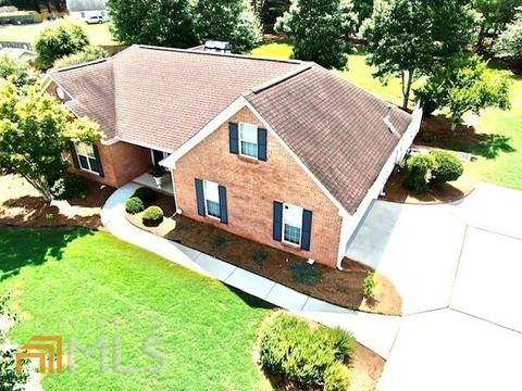 207 Thorne Wood Ln, Hampton, GA 30228 photo 2