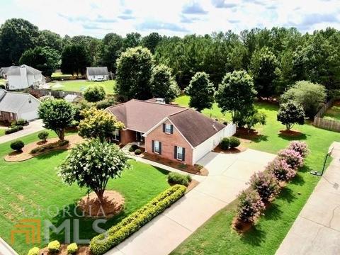 207 Thorne Wood Ln, Hampton, GA 30228 photo 6