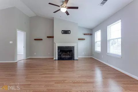 1013 Riverclift Dr, Covington, GA 30016 photo 11