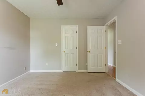 1013 Riverclift Dr, Covington, GA 30016 photo 17