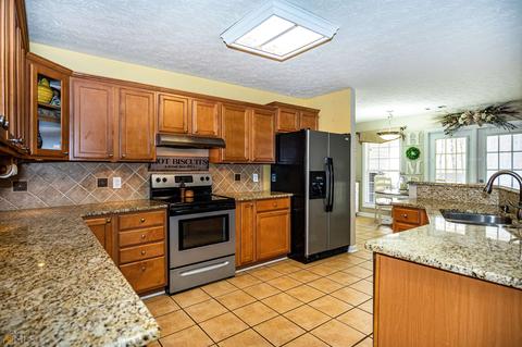 6771 W Point Rd, Lagrange, GA 30240 photo 21