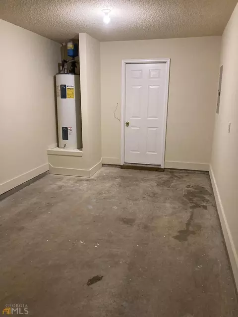 7093 Georges Way, Morrow, GA 30260 photo 10