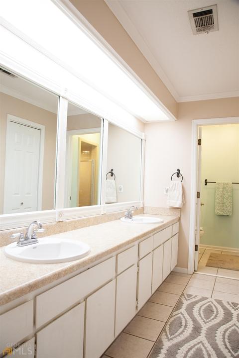 308 Regency Cir, Dublin, GA 31021 photo 16