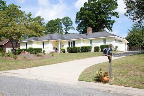 308 Regency Cir, Dublin, GA 31021 photo 2