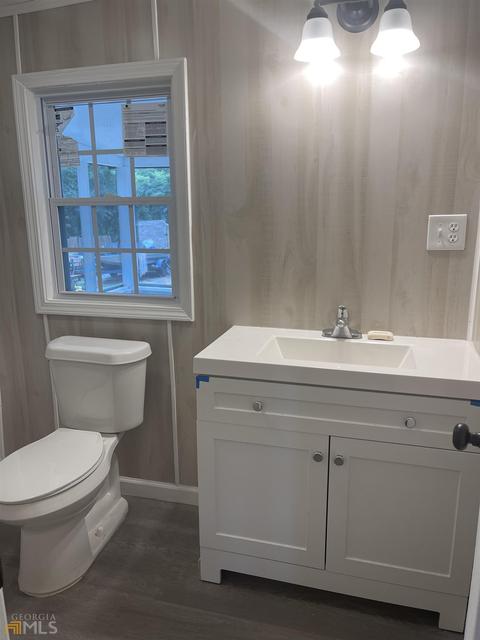 298 E Whitman St, Toccoa, GA 30577 photo 7
