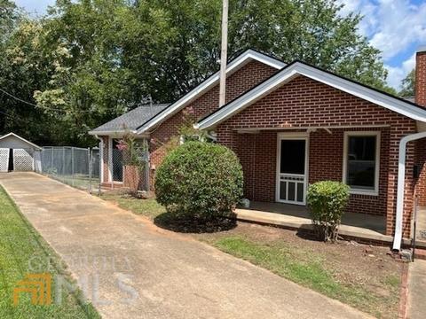 415 Elizabeth St, Commerce, GA 30529 photo 2