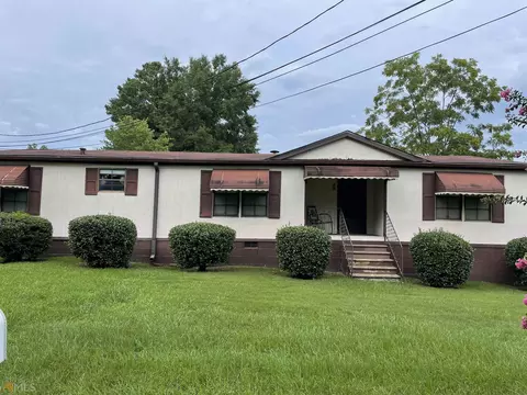 2907 43rd Ave, Lanett, AL 36863 photo 1