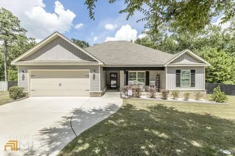 105 Mullin Cir, Perry, GA 31069 photo 1