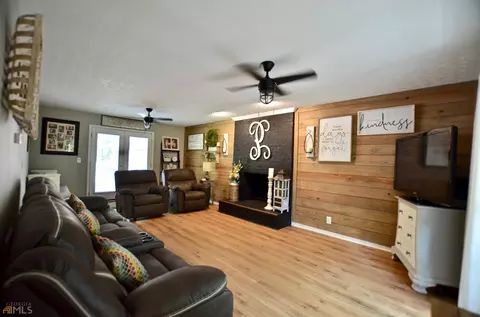 229 Linda Ln, Lagrange, GA 30240 photo 5