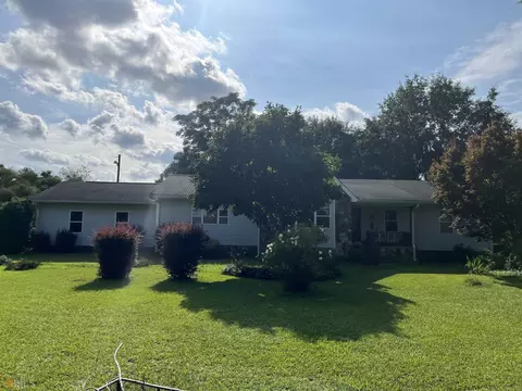 181 C B Dr, Jackson, GA 30233 photo 3