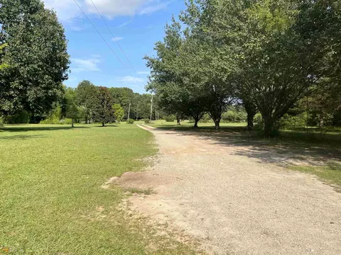 181 C B Dr, Jackson, GA 30233 photo 5