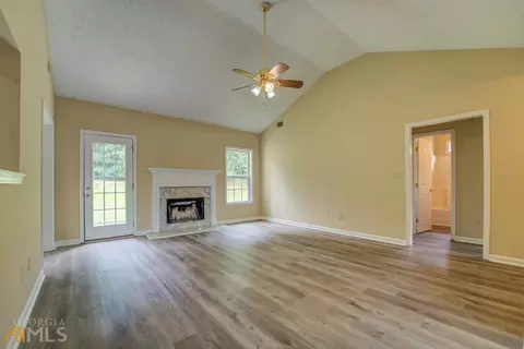 10564 Dinah Pace Rd, Covington, GA 30014 photo 15